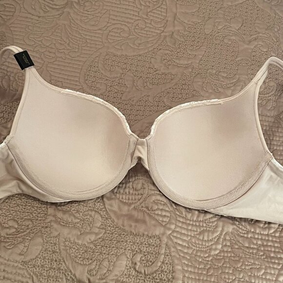 NEW! Victoria’s Secret Body by Victoria Perfect Shape Bra 32C - Picture 9 of 9